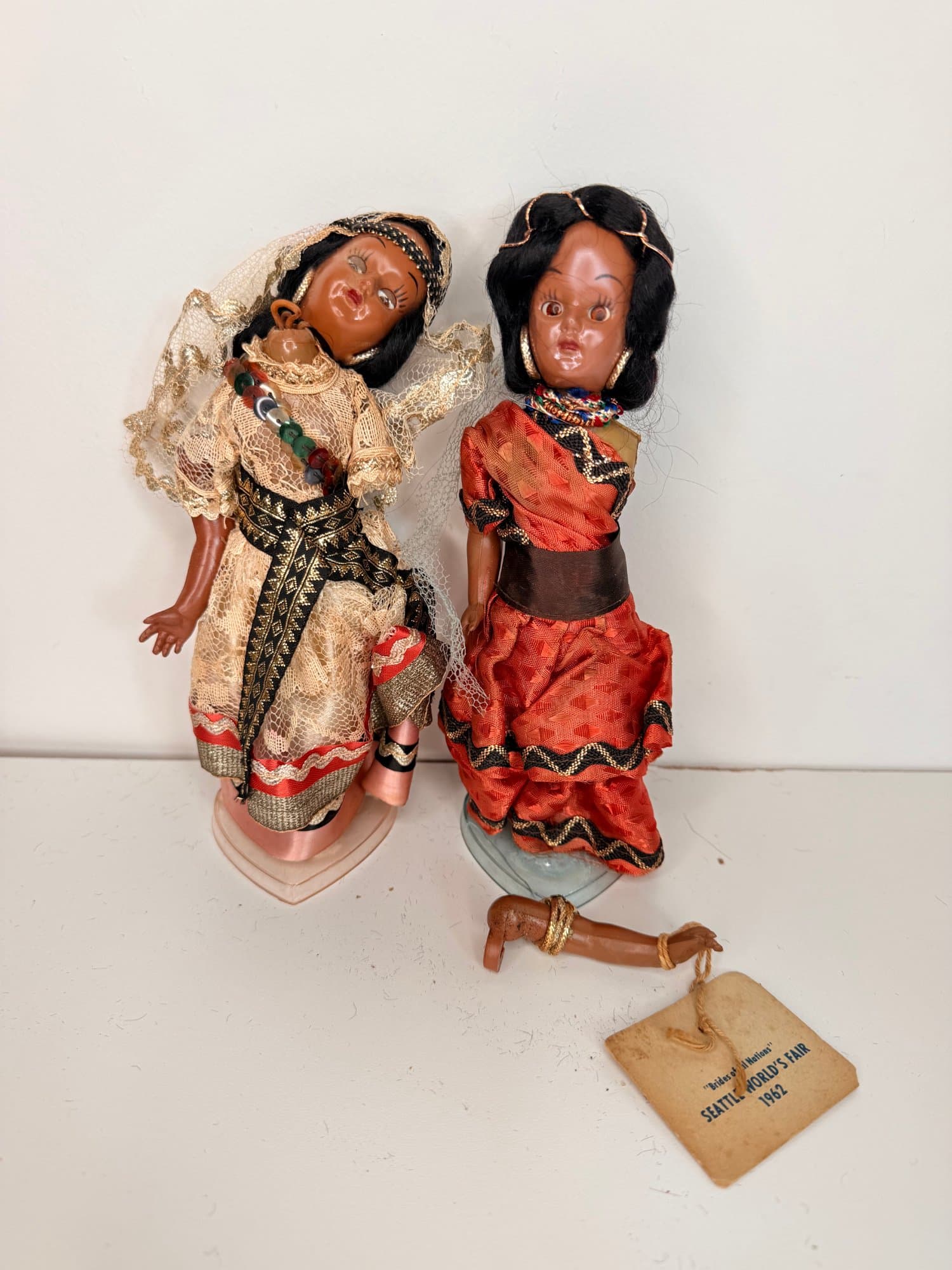 Vintage Brides of All Nations Seattle World's Fair 1962 souvenir dolls set of 2 broken dolls