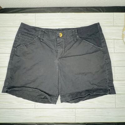 Lee Midrise Fit Size Black Shorts