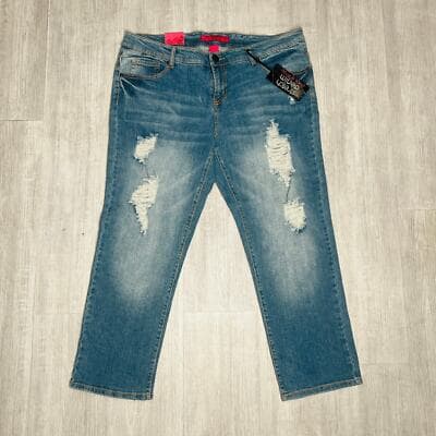 NWT Pure energy stretch denim distressed blue jeans