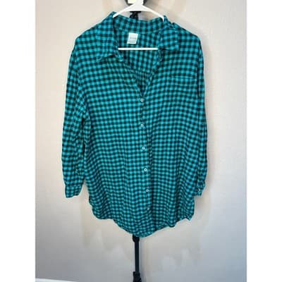 Blair XL green and black plaid button up shirt
