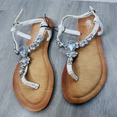 White Silver And Rhinestone Strap Sandals Size 7