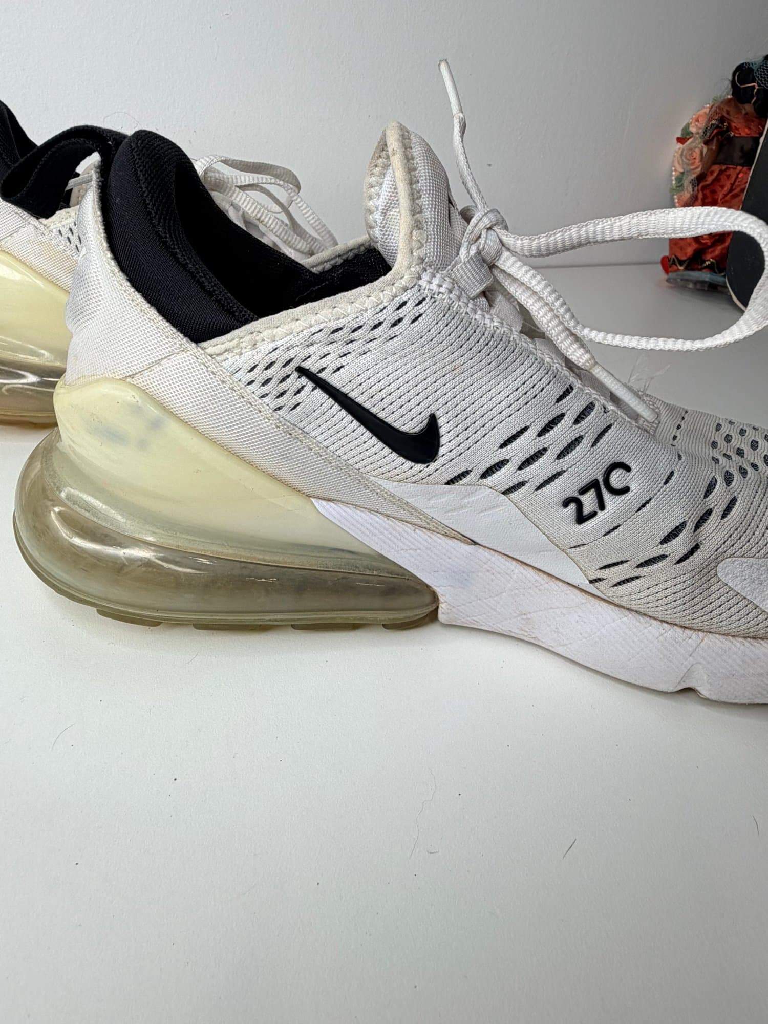 Nike Air Max 270 sneakers women's size 8.5